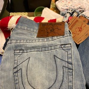 2 pairs of true religion jeans